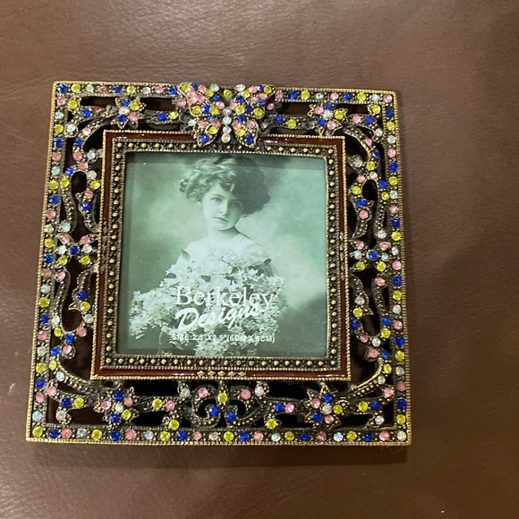 4x4 Butterfly Multi Gem Frame - Picture 1 of 5